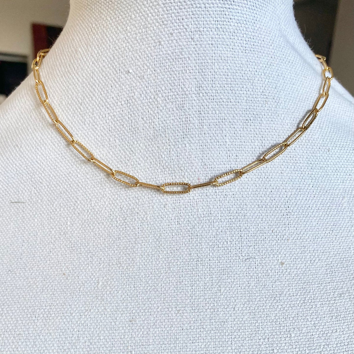 CHAIN | paperclip, gold