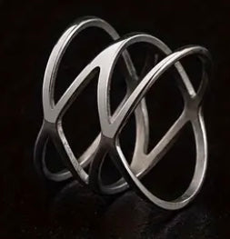 RINGS | criss cross