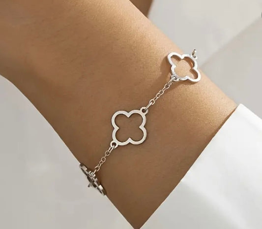 BRACELETS | lucky clover