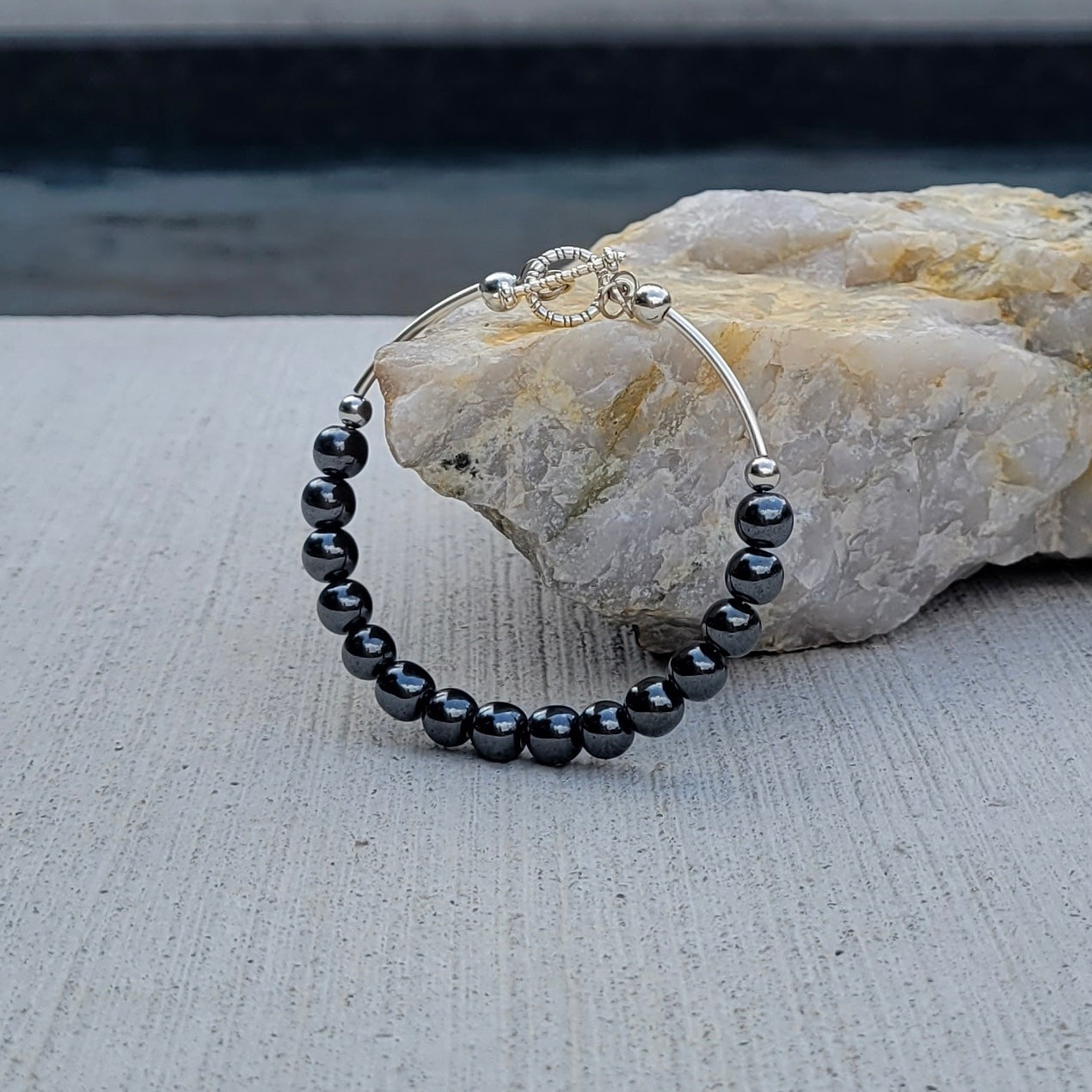 BRACELETS | hematite, round